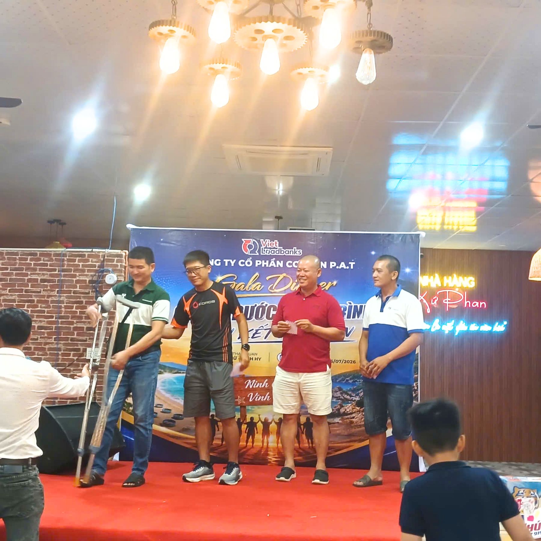 Du lịch hè 2026 của Vietloadbanks tại Ninh Chữ - Vĩnh Hy 32 Đội ngũ nhân viên trong chuyến du lịch hè 2026 - H31