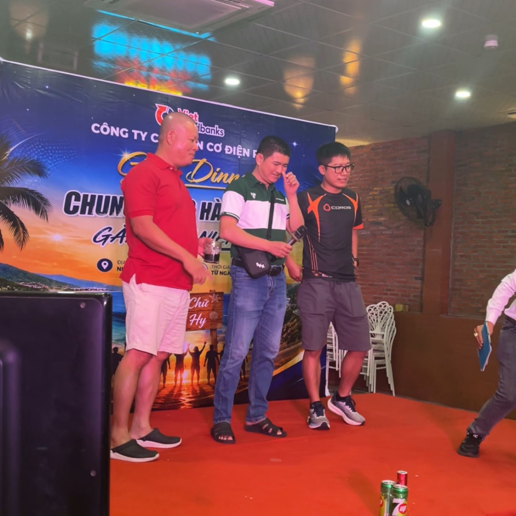 Du lịch hè 2026 của Vietloadbanks tại Ninh Chữ - Vĩnh Hy 35 Đội ngũ nhân viên trong chuyến du lịch hè 2026 - H34